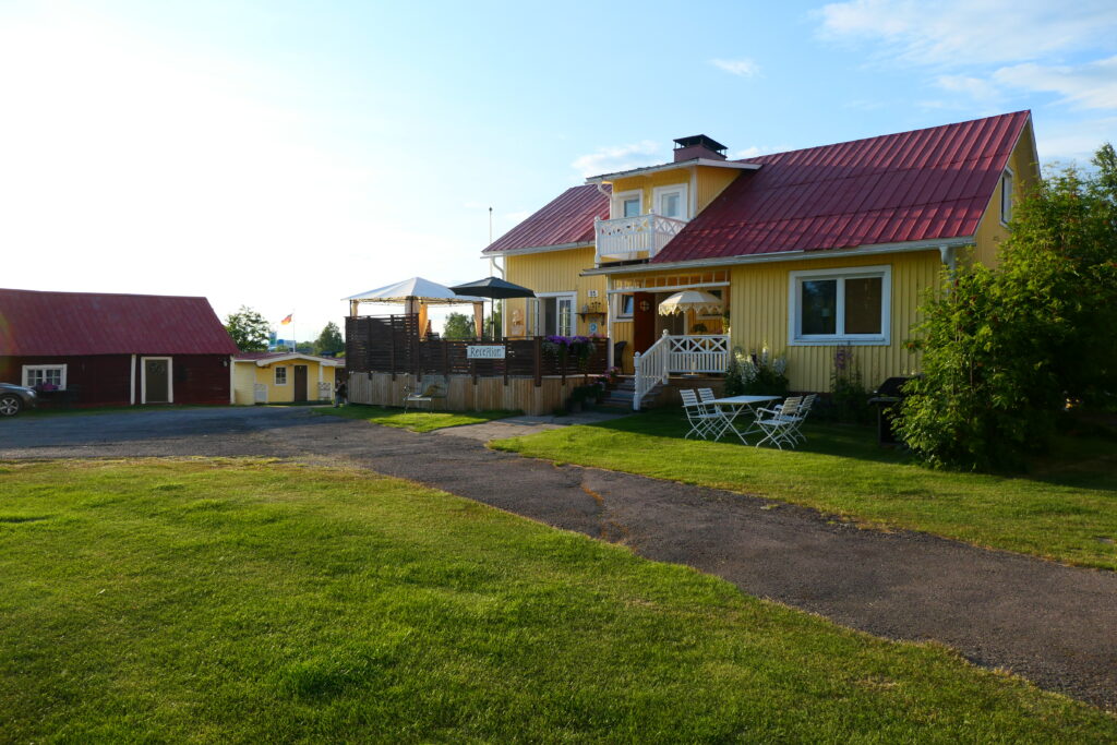 Karesuando, northern Sweden
Copyright © letsexplorehere.com