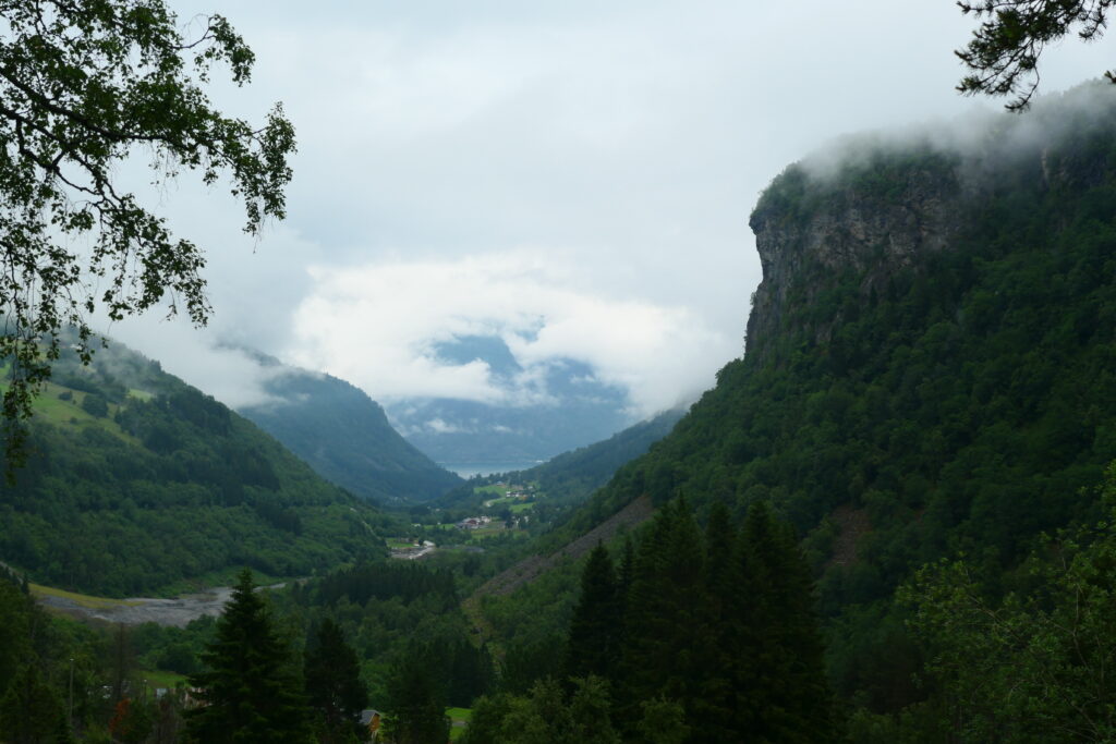 Geirangerfjord, Norway
Copyright © letsexplorehere.com