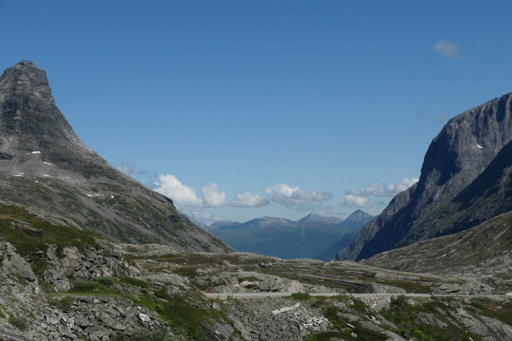 Troll road, Norway
Copyright © letsexplorehere.com