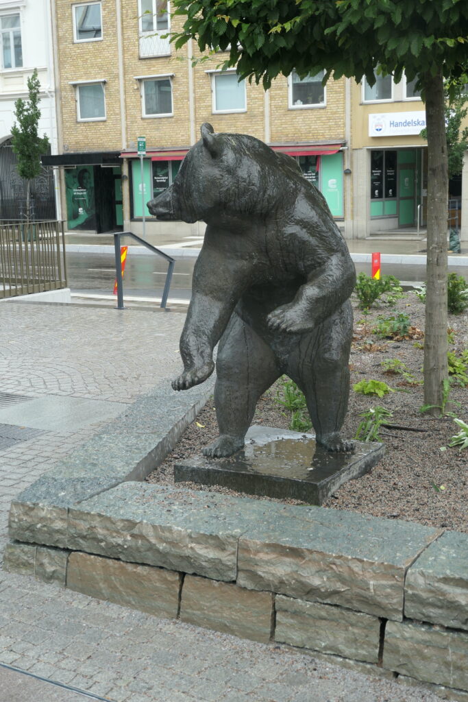 Statue of a bear in Växjö in Sweden
Copyright © letsexplorehere.com
