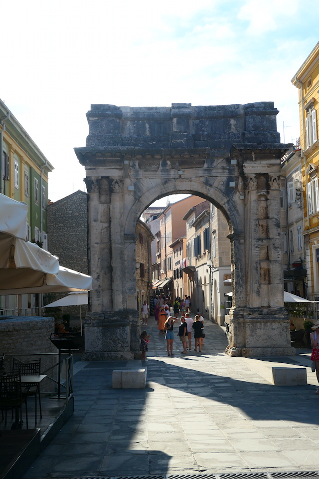 View of a Roman archway in Pula in Croatia
Copyright © letsexplorehere.com