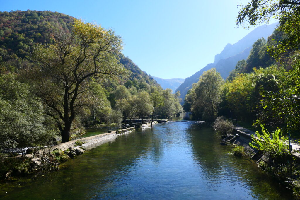 Matka canyon, North Macedonia
Copyright © letsexplorehere.com