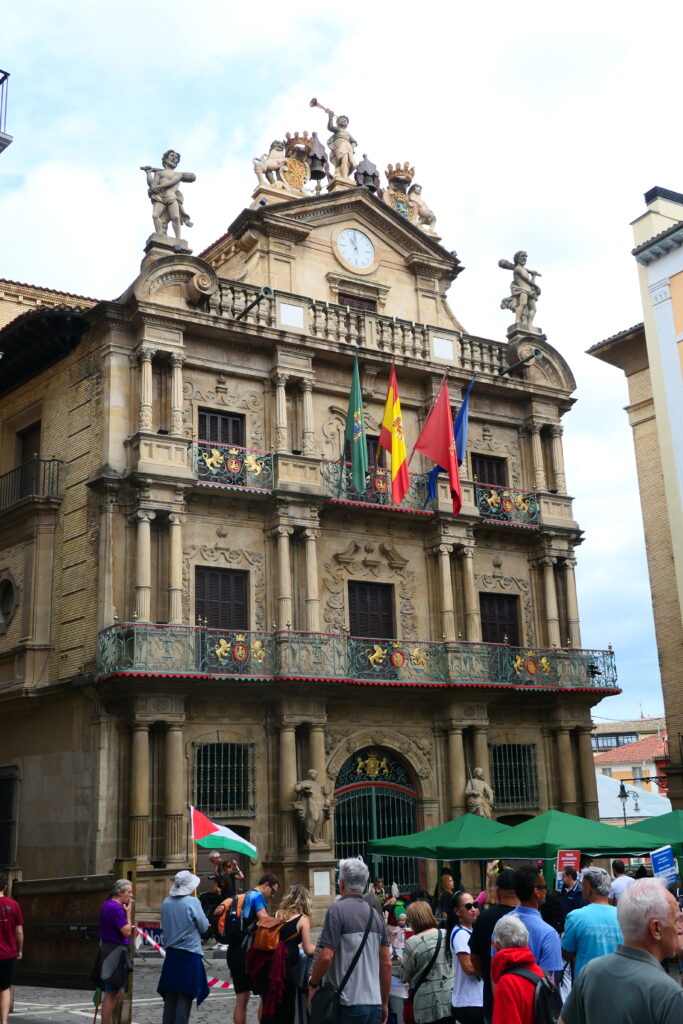 Pamplona city Hall, Spain
Copyright © letsexplorehere.com