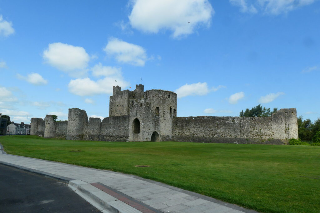 View of the castle from Trim, Ireland
Copyright © letsexplorehere.com