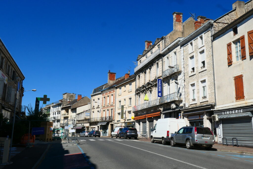 The high street in Souillac, France
Copyright © letsexplorehere.com