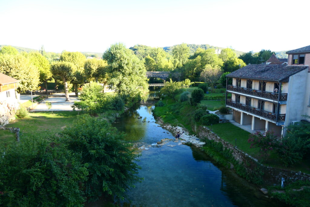 River Lot running through Vers, France
Copyright © letsexplorehere.com
