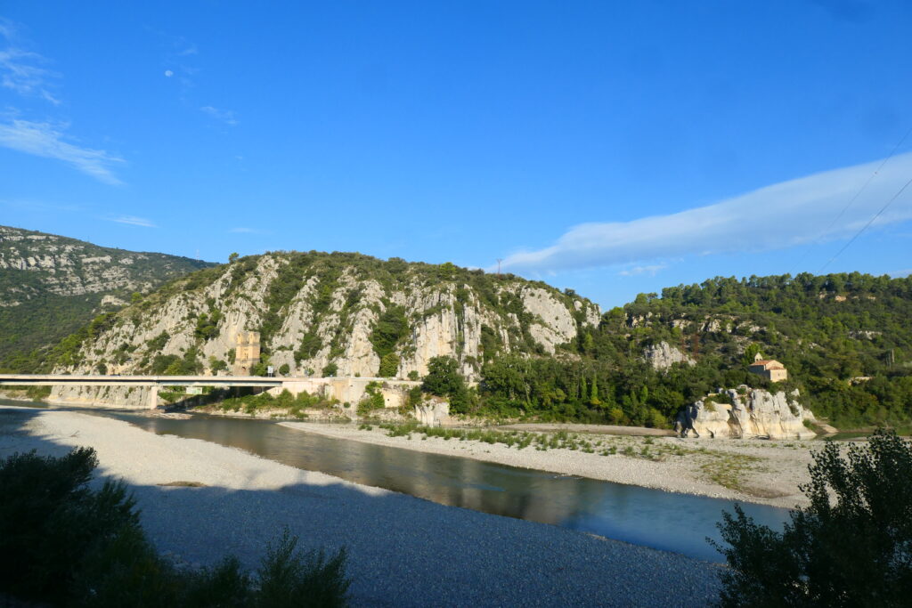 The Pont de Mirabeau and the Chapelle Sainte-Madeleine overlooking the river Durance, France
Copyright © letsexplorehere.com