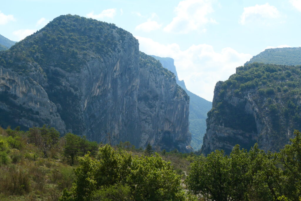 Point Sublime, majestic Verdon gorge rock formations, France
Copyright © letsexplorehere.com