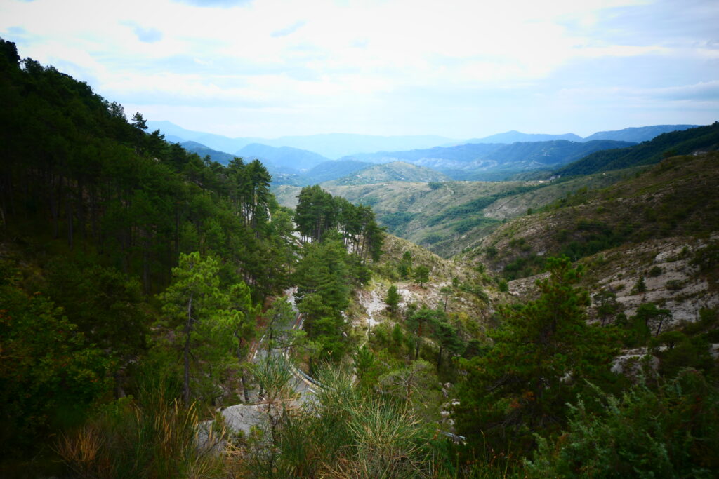 Long range vistas, Moulinet, France
Copyright © letsexplorehere.com