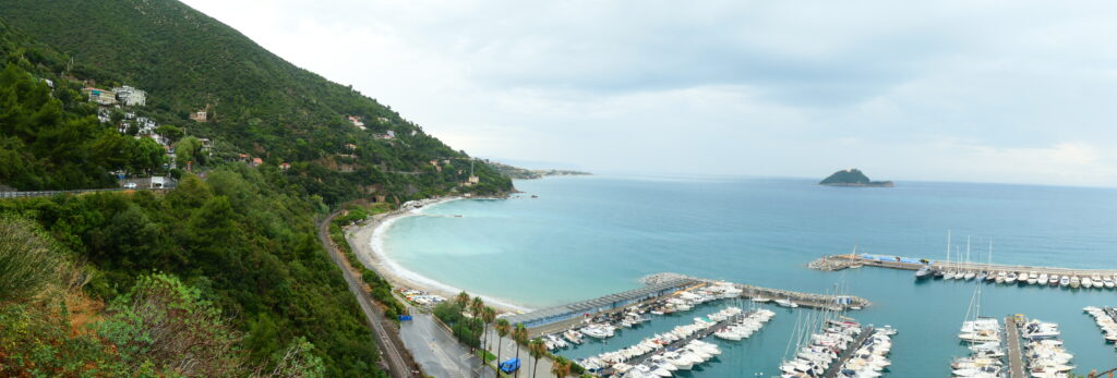 Alassio marina and the island of Gallinara, Italy
Copyright © letsexplorehere.com