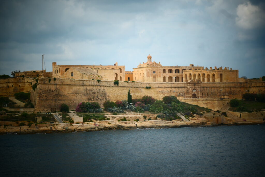 Fort Manoel, Malta
Copyright © letsexplorehere.com