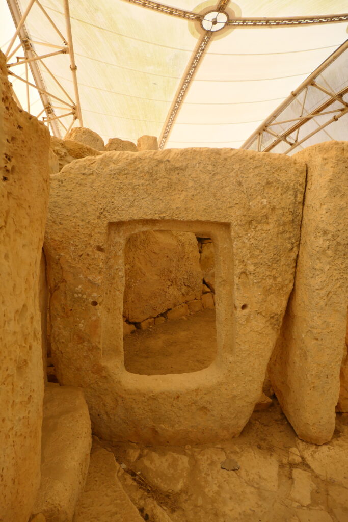 Carved windows, Ħaġar Qim, Malta
Copyright © letsexplorehere.com