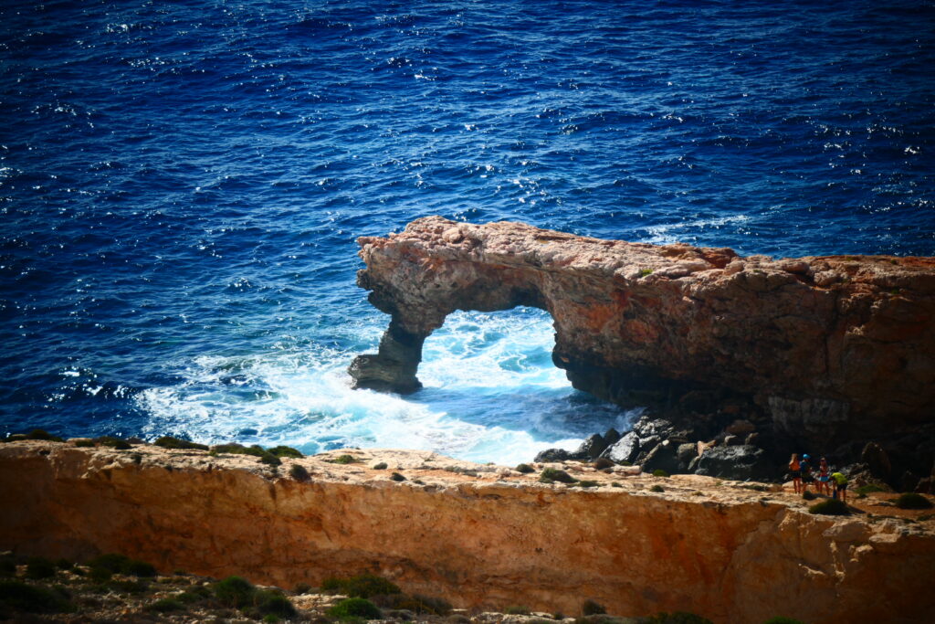 Għar Ħanex, Malta
Copyright © letsexplorehere.com