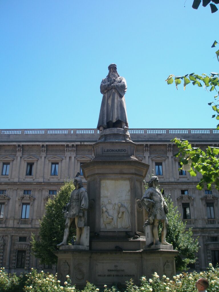 Leonardo da Vinci statue, Italy
Copyright © letsexplorehere.com