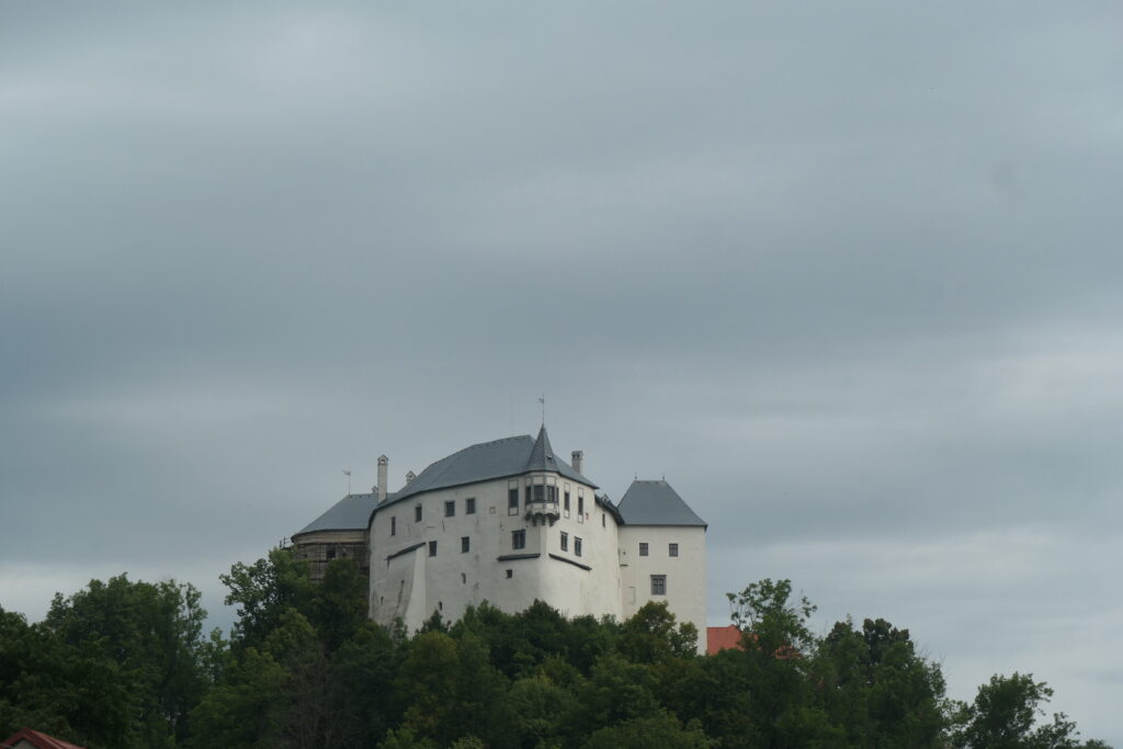 The dominant Lupca castle, Slovakia
Copyright © letsexplorehere.com