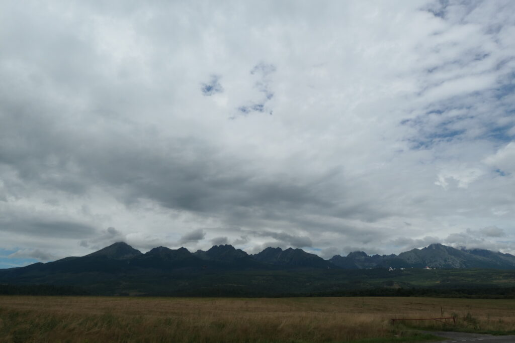Long range views of the Tatra mountains, Slovakia
Copyright © letsexplorehere.com