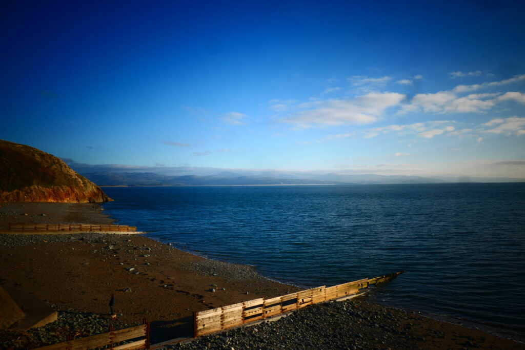 Criccieth beach, Wales
Copyright © letsexplorehere.com