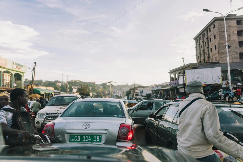 Chaotic driving in the centre of Yaoundé, Cameroon