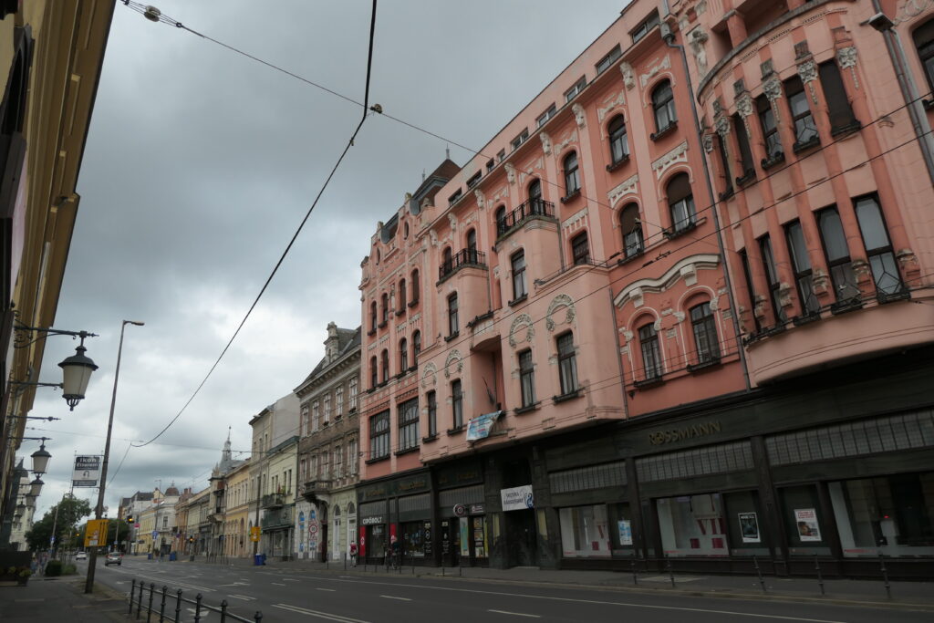 More shops and cafés in Debrecen, Hungary
Copyright © letsexplorehere.com