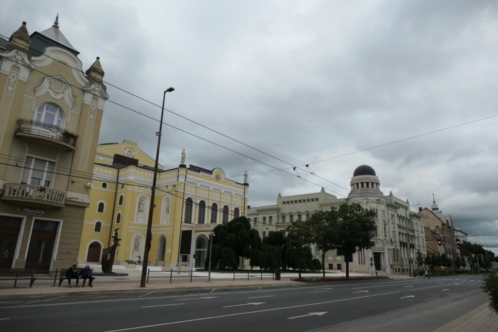 Kossuth Square, Debrecen, Hungary
Copyright © letsexplorehere.com