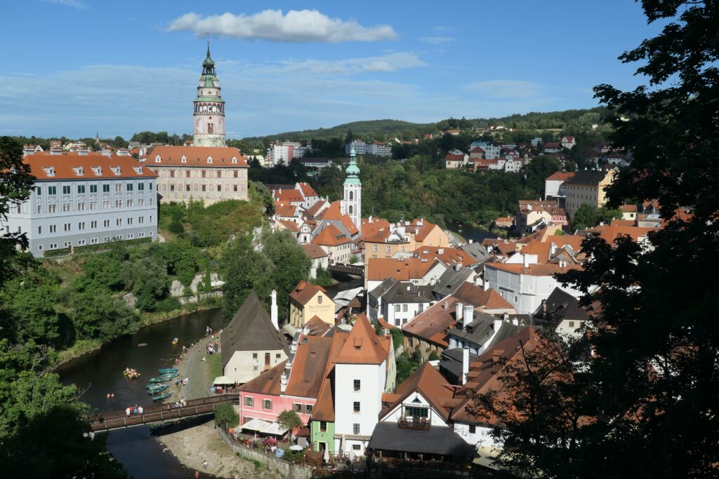 The State Castle, the Chateau and the river Vltava, Český Krumlov, Czechia
Copyright © letsexplorehere.com