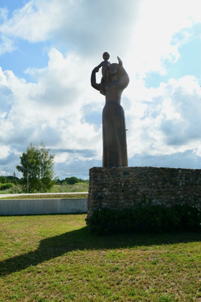 Monument to Milda, Latvia
Copyright © letsexplorehere.com